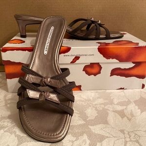 Donald J Pliner Hunt Metallic Taupe